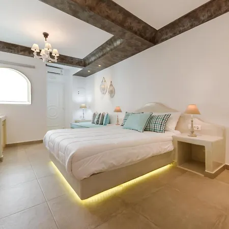 A&g Company Fira (Santorini)
